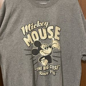 Disneyland Mickey Mouse graphic tee